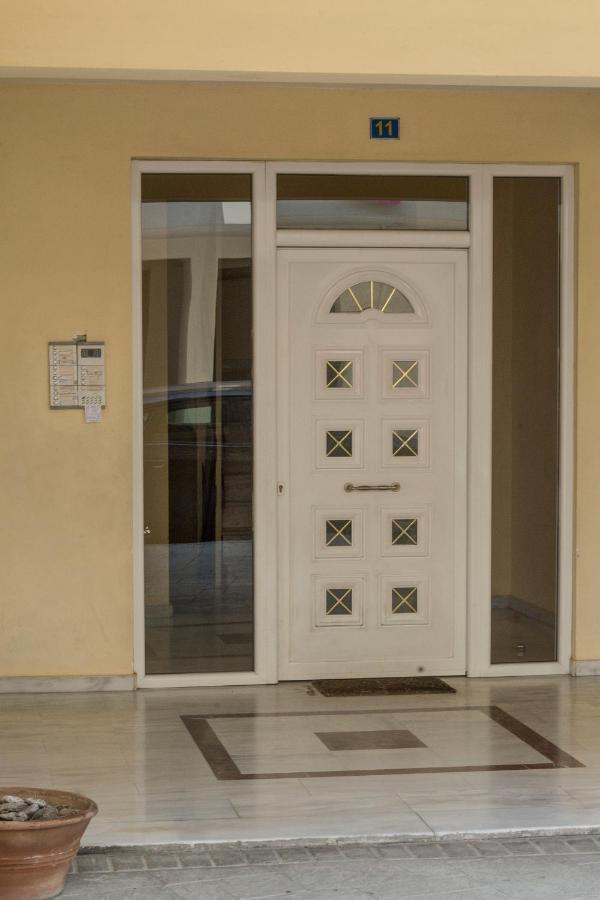 Nora'S Home Каламата Екстер'єр фото